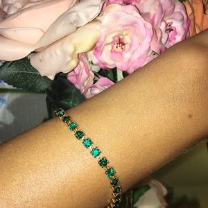 Emerald colored bracelet